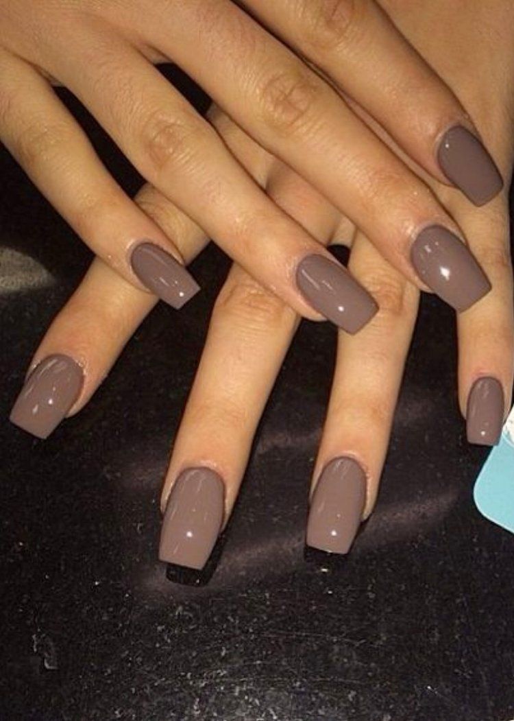 Nail color